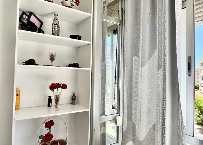 Los Verdiales Central Apartment Walking Distance To The Beach טורמולינוס