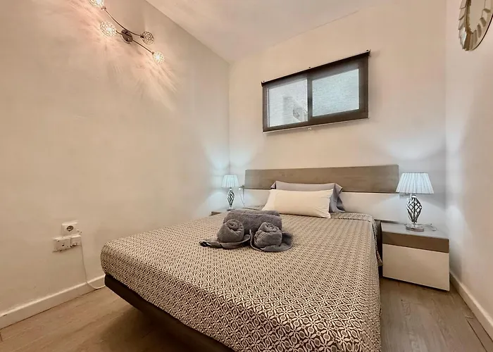 Los Verdiales Central Apartment Walking Distance To The Beach * טורמולינוס